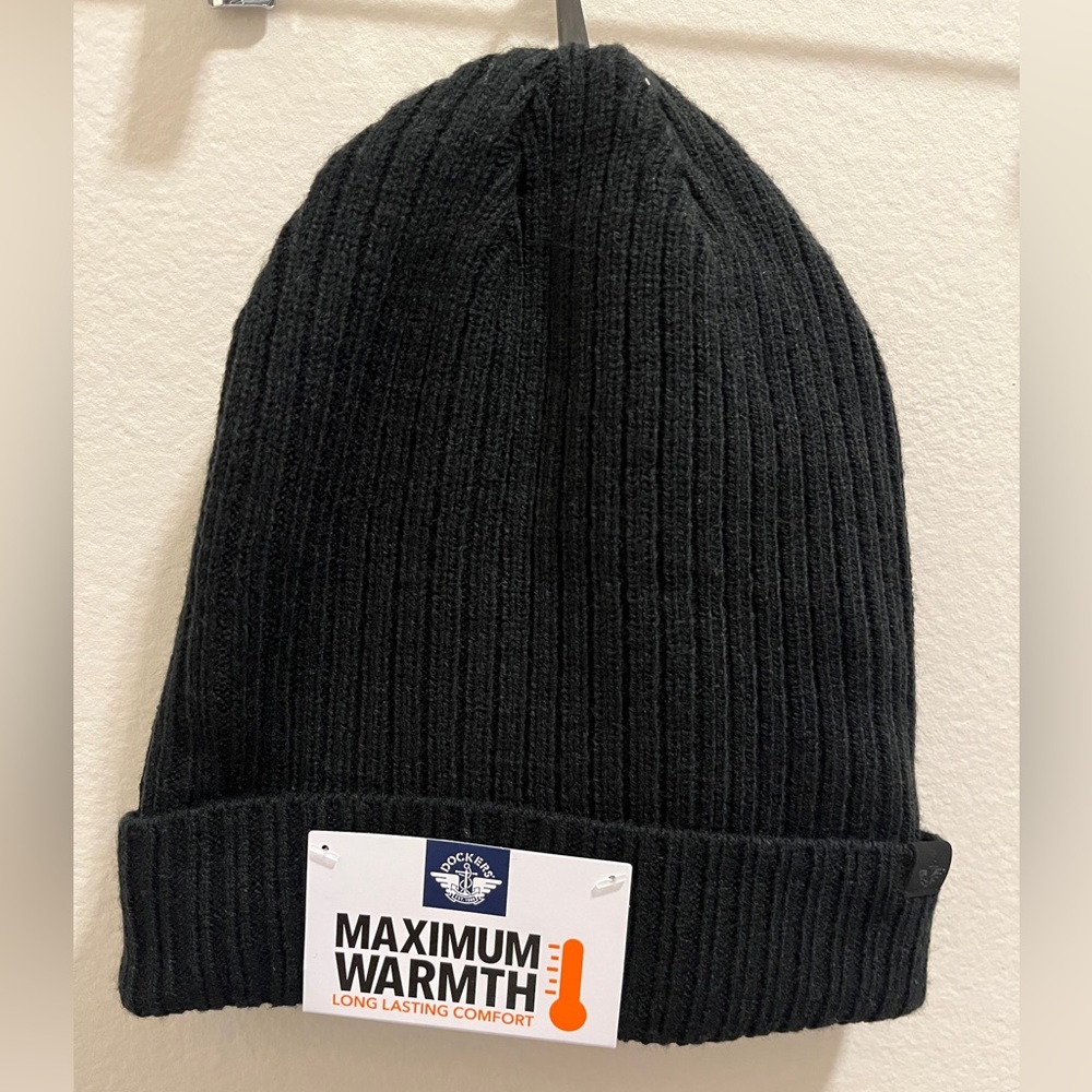 BRAND NEW DOCKERS SHERPA LINED BLACK BEANIE FORM MEN ONE SIZE HAT CAP MSRP $50